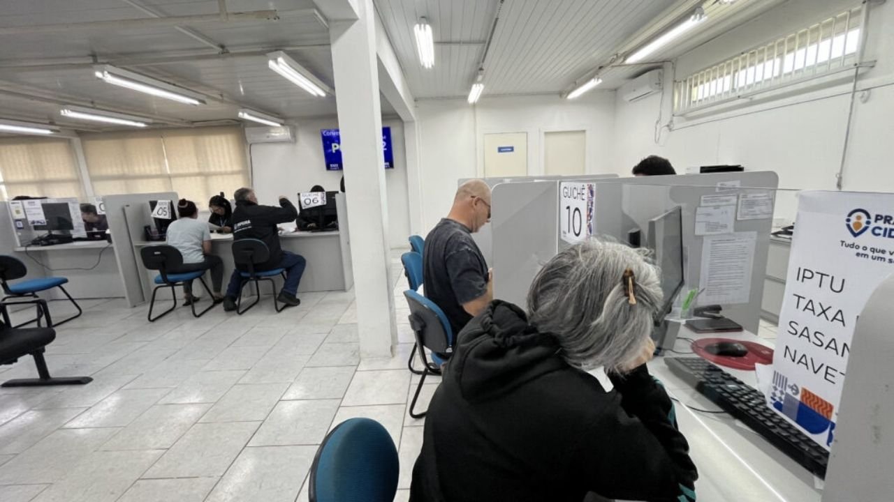 Refis 2026,Refis em Navegantes,Recupera Navega,Programa Recupera Navega,regularização de dívidas em Navegantes,descontos em juros e multas,Refis Navegantes 2026,Prefeitura de Navegantes,parcelamento de dívidas,pagamento de dívidas municipais,negociação de débitos,regularização fiscal,descontos no Refis,Refis Santa Catarina,dívidas com o município,parcelamento em 100 vezes,desconto de 90% em juros e multas,Praça do Cidadão Navegantes,contribuintes de Navegantes