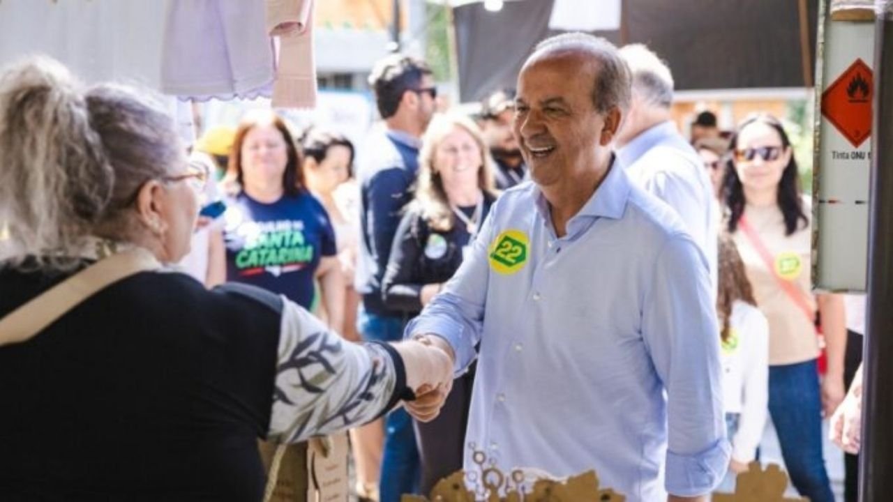 Jorginho Mello,Jorginho Mello pesquisa eleitoral,TRE-SC Jorginho Mello,Justiça Eleitoral Santa Catarina,propaganda eleitoral irregular,pesquisa eleitoral Santa Catarina,Real Time Big Data SC,pesquisa SC-00866/2026,eleições 2026 Santa Catarina,TRE Santa Catarina,Tribunal Regional Eleitoral de Santa Catarina,propaganda de Jorginho Mello,remoção de propaganda eleitoral,multa de R$ 5 mil,votos válidos pesquisa eleitoral,pesquisa para governador de Santa Catarina,eleições para governador SC
