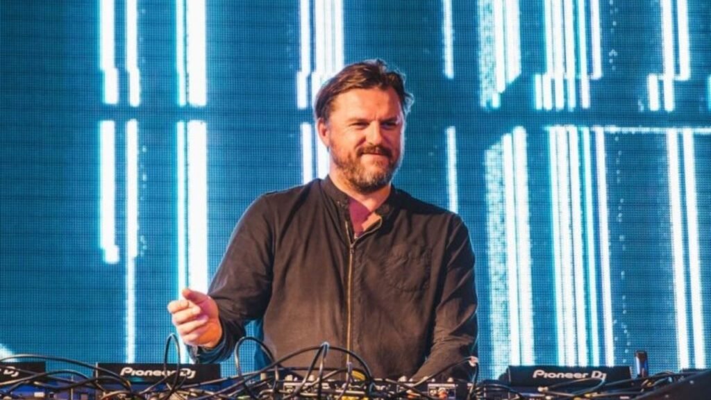 Solomun e Vintage Culture em Curitiba,show Solomun Curitiba 2026,Vintage Culture Curitiba,Pedreira Paulo Leminski,show na Pedreira Paulo Leminski 31 de outubro,ingressos Solomun Curitiba,ingressos Vintage Culture Curitiba,Solomun Ingresse,música eletrônica em Curitiba,shows de música eletrônica no Paraná,festa de música eletrônica Curitiba,agenda de shows em Curitiba outubro 2026,Solomun Skrillex Rumpta,Vintage Culture Volkoder Hands Up,músicas de Solomun para ouvir antes do show,playlist Solomun e Vintage Culture,melhores músicas do Vintage Culture,Solomun Customer Is King,Solomun Home,Vintage Culture Slow Down remix,Vintage Culture residente Pacha Ibiza,Diynamic Music Solomun,Planeta Brasil Entretenimento,Seven Experience
