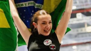 Senac WorldSkills 2026,WorldSkills Shanghai 2026,Senac medalhas de excelência,Senac cinco medalhas WorldSkills,brasileiros na WorldSkills Xangai,resultado do Brasil na WorldSkills 2026,maior competição de educação profissional do mundo,Competições Senac 2027,WorldSkills Aichi 2028,Senac 80 anos,medalha de excelência Cozinha,medalha de excelência Cabeleireiro,medalha de excelência Recepção de Hotel,medalha de excelência Serviço de Restaurante,medalha de excelência Cuidados de Saúde e Apoio Social,Natália Corso Senac Taquara,Gustavo Argould UniSenac,Cássia Eloá Senac São Borja,Matheus Henrique Senac Curitiba,Angélica China Matsuda Senac Maringá,educação profissional no Brasil,curso técnico Senac