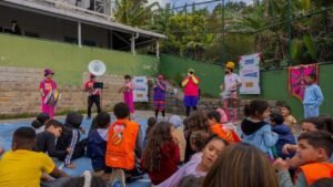 Bloco Ponte Que Pariu Florianópolis,Bloco Ponte Que Pariu 2026,programação cultural Florianópolis,Fanfarra da Ponte Show,concertos didáticos Florianópolis,concertos em escolas públicas,música instrumental brasileira,cultura em Florianópolis,ações culturais Florianópolis,Carnaval de Florianópolis,economia criativa Florianópolis,eventos culturais em Florianópolis,programação setembro Florianópolis,atividades culturais em escolas,educação musical Florianópolis,Festival Ponte Que Pariu,cultura popular Florianópolis,música brasileira em Florianópolis,eventos gratuitos Florianópolis,programação cultural Santa Catarina