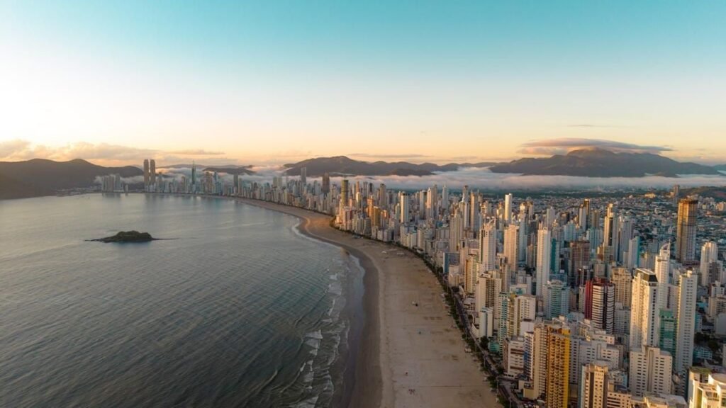 BC Convention,BC Convention FIT Buenos Aires,Balneário Camboriú na FIT Buenos Aires,FIT Buenos Aires 2026,turismo em Balneário Camboriú,turismo internacional,turismo argentino,mercado argentino,promoção de Balneário Camboriú,negócios no turismo,turismo de negócios,parceiros comerciais,trade turístico,operadoras de viagens,agentes de viagens,companhias aéreas,turismo em Santa Catarina,Viva o Natal BC 2026,promoção turística internacional,mercado latino-americano,fluxo de turistas