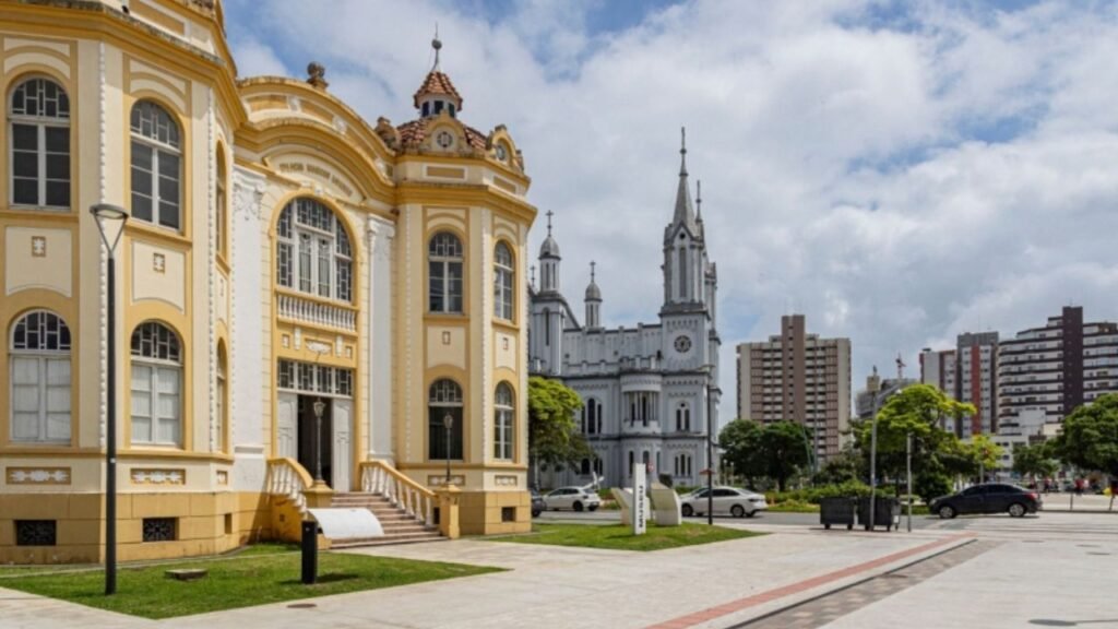 Itajaí em Traços,concurso Itajaí em Traços,concurso cultural em Itajaí,concurso de artes visuais,artistas de Itajaí,arte em Itajaí,cultura em Itajaí,patrimônio cultural de Itajaí,patrimônio histórico de Itajaí,inscrições concurso cultural,inscrições Itajaí em Traços,concurso de pintura em Itajaí,concurso de desenho em Itajaí,artistas profissionais e amadores,artes visuais em Santa Catarina,cultura de Santa Catarina,Lei de Incentivo à Cultura 2026,concurso de arte gratuito,votação popular
