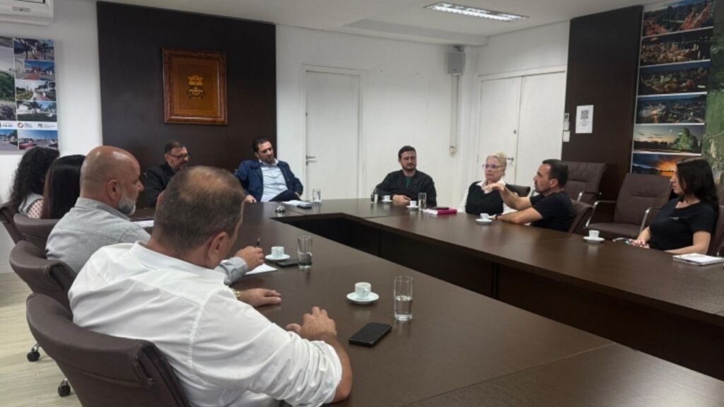 hantavirose em Itajaí,prevenção da hantavirose,hantavirose Santa Catarina,morte por hantavirose,caso de hantavirose em Itajaí,sintomas da hantavirose,prevenção de doenças,controle de roedores,roedores silvestres,cuidados com limpeza,limpeza de ambientes,saúde pública em Itajaí,Vigilância Epidemiológica,Secretaria de Saúde de Itajaí,prevenção à hantavirose,transmissão da hantavirose,contato com roedores,cuidados com alimentos,doenças transmitidas por roedores