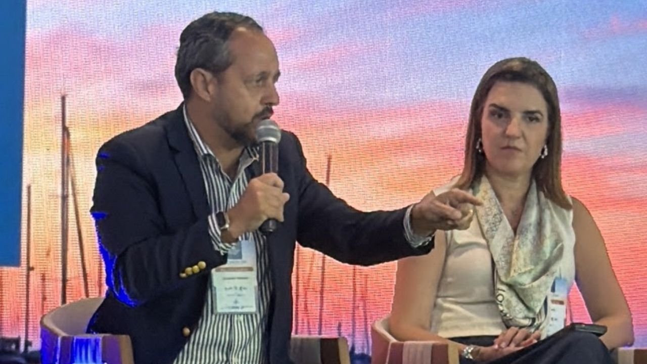 Santa Catarina,produção de barcos,produção nacional de barcos,setor náutico,indústria náutica,Economia do Mar,barcos de esporte e lazer,barcos de lazer,polo náutico de Santa Catarina,empresas náuticas em Santa Catarina,exportação de embarcações,indústria naval,ACATMAR,Fórum Náutico Internacional,desenvolvimento náutico,mercado náutico,empregos na Economia do Mar,Zonas Especiais Náuticas de Desenvolvimento,Pró-Náutica