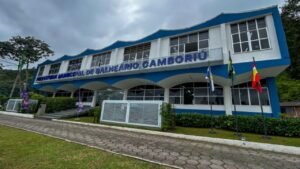 adicional de insalubridade,insalubridade servidores Balneário Camboriú,servidores da Saúde Balneário Camboriú,Heróis da Saúde,pagamento insalubridade Covid-19,insalubridade pandemia,servidores públicos Balneário Camboriú,Prefeitura de Balneário Camboriú,pagamento retroativo insalubridade,servidores da saúde na pandemia,insalubridade 40%,adicional de insalubridade 20%,Sisembc,acordo Heróis da Saúde,saúde pública Balneário Camboriú,pagamento servidores municipais,insalubridade Covid Balneário Camboriú,servidores municipais,folha salarial setembro