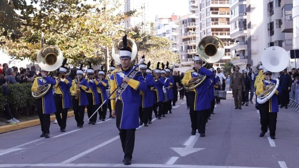 Desfile Cívico em Itapema,Independência do Brasil em Itapema,desfile de 7 de Setembro Itapema,7 de Setembro em Itapema,Desfile Cívico na Orla do Centro,Orla do Centro de Itapema,comemoração da Independência do Brasil,desfile escolar Itapema,escolas municipais de Itapema,bandas e fanfarras Itapema,cultura em Itapema,educação em Itapema,segurança pública Itapema,turismo em Itapema,identidade de Itapema,herança açoriana,pesca artesanal,Mata Atlântica Itapema,programação de 7 de Setembro