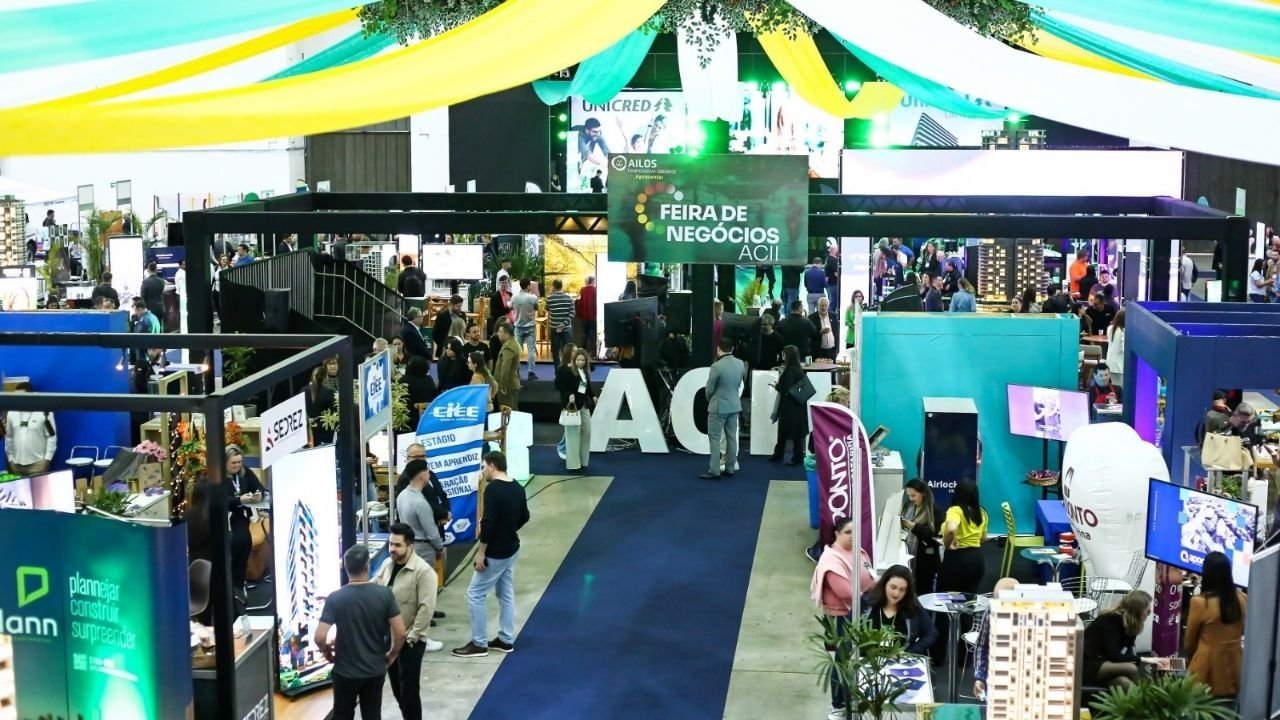 Feira de Negócios ACII,Feira de Negócios Itajaí,Feira ACII 2026,Feira de Negócios ACII Itajaí,eventos empresariais em Itajaí,empresas em Itajaí,negócios em Itajaí,economia de Itajaí,crescimento econômico em Itajaí,empreendedorismo em Itajaí,inovação em Itajaí,desenvolvimento econômico,geração de negócios,networking empresarial,qualificação profissional,transformação digital,comércio eletrônico,investimentos em Itajaí,Centreventos Itajaí