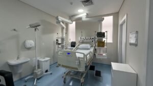 UTI em Itapema,leitos de UTI em Itapema,Hospital Santo Antônio de Itapema,10 leitos de UTI,UTI custeada pelo Estado,novos leitos de UTI em Itapema,saúde em Itapema,saúde pública em Itapema,Governo de Santa Catarina,Secretaria de Estado da Saúde,leitos de terapia intensiva,atendimento de pacientes graves,urgência e emergência em Itapema,cirurgias de alta complexidade,investimento em saúde em Santa Catarina,Rede de Atenção à Saúde da Foz do Rio Itajaí,leitos hospitalares em Itapema,UTI com isolamento,Central de Regulação,saúde na região da Amfri