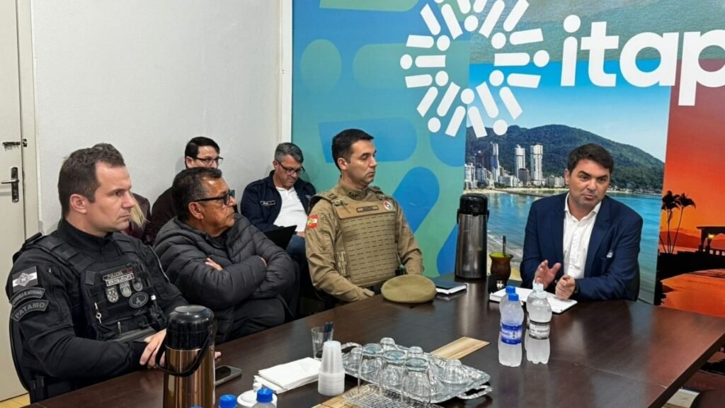 segurança pública em Itapema,forças de segurança em Itapema,combate à criminalidade em Itapema,prefeito Xepa,Alexandre Xepa,Polícia Militar em Itapema,Polícia Civil em Itapema,Guarda Municipal de Itapema,Operação Pronta Resposta,investimentos em segurança,segurança pública em Santa Catarina,combate ao tráfico em Itapema,apreensão de drogas em Itapema,homicídios em Itapema,investigação de homicídios,ocupações irregulares em Itapema,fiscalização ambiental em Itapema,integração das forças de segurança,FAACI Itapema,segurança em Itapema
