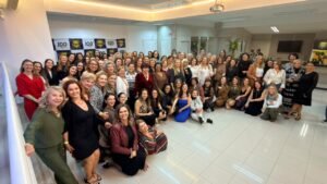 Lira Mulher,Lira Tênis Clube,100 anos Lira Tênis Clube,centenário do Lira Tênis Clube,evento Lira Mulher,Lira Mulher Florianópolis,Florianópolis,Santa Catarina,clube social em Florianópolis,evento feminino Florianópolis,confraternização feminina,mulheres em Florianópolis,programação do Lira Tênis Clube,aniversário de 100 anos do clube,eventos sociais em Florianópolis,centenário em Florianópolis,associadas do Lira,convidadas Lira Mulher