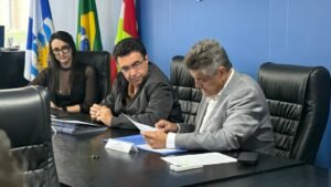 Conselho de Relações Internacionais,Conselho Municipal de Relações Internacionais e Federativas,CMRIF,Balneário Camboriú,Conselho de Relações Internacionais de Balneário Camboriú,relações internacionais em Balneário Camboriú,internacionalização de Balneário Camboriú,novos membros do Conselho,desenvolvimento econômico,turismo em Balneário Camboriú,cooperação internacional,relações federativas,parcerias internacionais,investimentos internacionais,voos internacionais,desenvolvimento regional,políticas públicas,Santa Catarina,Udesc