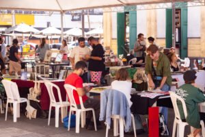 Feira Portuária,Feira Portuária Itajaí,Feira Maresia,Feira Portuária 2026,expositores em Itajaí,inscrições Feira Portuária,feira de artes em Itajaí,eventos culturais em Itajaí,cultura em Itajaí,artes visuais em Santa Catarina,fotografia contemporânea em Santa Catarina,literatura em Itajaí,artistas catarinenses,Mercado Público de Itajaí,projeto Relevos,Relevos fotografia contemporânea,Fundação Catarinense de Cultura,Prêmio Elisabete Anderle,feira de artistas