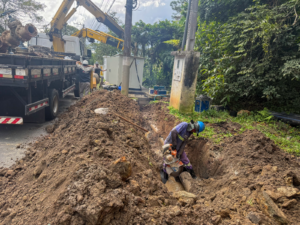 modernização do abastecimento,Emasa,abastecimento de água em Balneário Camboriú,sistema de abastecimento de Balneário Camboriú,Estaleiro,Estaleirinho,abastecimento no Estaleiro,abastecimento no Estaleirinho,Reservatório R5,booster do Estaleiro,bombas de água,modernização do sistema de água,infraestrutura de saneamento,segurança no abastecimento,água tratada,redução do consumo de energia,manutenção do sistema de abastecimento,saneamento em Balneário Camboriú,investimentos em infraestrutura,Balneário Camboriú,Santa Catarina