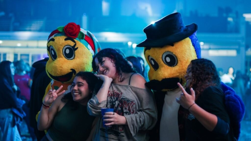 37ª Marejada,Marejada 2026,Marejada em Itajaí,Marejada reúne 120 mil visitantes,público da Marejada 2026,festa do pescado em Itajaí,maior festa do pescado do Brasil,cultura portuguesa em Itajaí,turismo em Itajaí,eventos em Itajaí 2026,programação da Marejada,Marejadinha Dia das Crianças,Marejada termina em Itajaí,38ª Marejada em 2027,gastronomia típica de Itajaí,tradições portuguesas e açorianas,atrações culturais da Marejada,segurança na Marejada,acessibilidade na Marejada,Regata Marejada,sardinha na brasa em Itajaí,Natal Encanto 2026,eventos turísticos em Santa Catarina