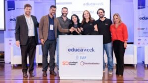 Senac e Canva,Senac prêmio nacional de educação,Canva Educação,inteligência artificial na educação,Prêmio Destaque Educação Brasil 2026,Senac e inteligência artificial,tecnologia educacional no Brasil,inovação na educação,educação profissional,ferramentas de IA para professores,Canva Code,experiências digitais interativas,simuladores educacionais,formação de docentes,recursos tecnológicos na aprendizagem,Educa Week 2026,Mapa Brasil da Educação em Transformação,tecnologia no ensino profissional