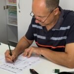 Itapema oferece oficina gratuita de desenho para pessoas com 60 anos ou mais
