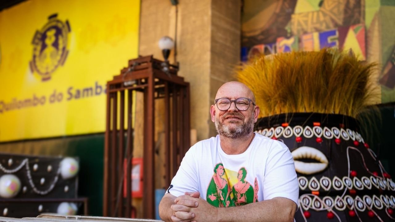 Festival Ponte Que Pariu,Luiz Antonio Simas em Florianópolis,bate-papo gratuito em Florianópolis,eventos em Florianópolis em novembro,programação cultural Florianópolis 2026,cultura popular brasileira,saberes da cultura popular,historiador Luiz Antonio Simas,bate-papo de rua Florianópolis,evento gratuito em Florianópolis,Festival Ponte Que Pariu 2026,agenda cultural Florianópolis,eventos culturais em Santa Catarina,Choro Mulheril Florianópolis,Samba da Antonieta,carnaval e cultura brasileira,história e cultura popular,economia criativa no carnaval,programação gratuita em Florianópolis,eventos de novembro em Santa Catarina,Rua Victor Meireles Florianópolis