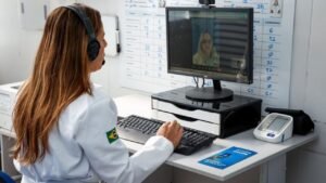telessaúde no SUS,63 Núcleos de Telessaúde,recursos para telessaúde em 2026,R$ 248,9 milhões para telessaúde,expansão da telessaúde no Brasil,investimentos em saúde digital,Ministério da Saúde telessaúde,atendimento de saúde a distância,teleatendimentos no SUS,telediagnóstico no Brasil,Núcleos de Telessaúde nas 27 unidades da Federação,recursos para saúde digital,Programa de Apoio ao Desenvolvimento Institucional do SUS,PROADI-SUS,Novo PAC Saúde,Atenção Primária à Saúde,Atenção Especializada,tecnologia na saúde pública,acesso aos serviços de saúde,transformação digital do SUS,Oferta Nacional de Telediagnóstico,projetos TeleNordeste e TeleNorte Centro-Oeste