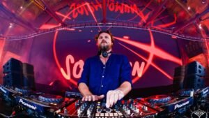Solomun e Vintage Culture,Solomun e Vintage Culture em Curitiba,B2B Solomun Vintage Culture,show de Solomun em Curitiba,show de Vintage Culture em Curitiba,música eletrônica em Curitiba,evento na Pedreira Paulo Leminski,Pedreira Paulo Leminski 2026,shows em Curitiba neste sábado,agenda cultural Curitiba,ingressos Solomun Vintage Culture,DJs internacionais no Brasil,house music,back-to-back de DJs,eventos de música eletrônica no Paraná,Vintage Culture 2026,Solomun 2026,programação de shows Curitiba