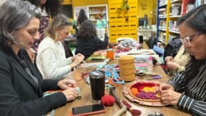 Coletivo Orgânico,Coletivo Orgânico em Balneário Camboriú,projeto gratuito para mulheres,Balneário Camboriú SC,sustentabilidade em Balneário Camboriú,economia circular em Santa Catarina,reaproveitamento de resíduos têxteis,reciclagem têxtil,artesanato sustentável,formação gratuita para mulheres,geração de renda para mulheres,empreendedorismo feminino,Lei de Incentivo à Cultura 2026,LIC 2026,UDESC Balneário Camboriú,educação ambiental,técnicas artesanais,oficinas de crochê,inclusão social por meio da cultura,autonomia econômica feminina,consumo consciente,descarte de resíduos têxteis,projetos culturais em Santa Catarina,Objetivos de Desenvolvimento Sustentável,ODS e sustentabilidade