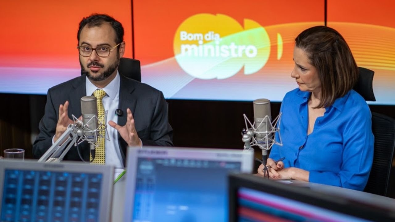 Prospera MEI,programa Prospera MEI,perdão de dívidas MEI,remissão de dívidas MEI,crédito para MEI,Pix MEI,auxílio de R$ 5 mil para MEI,pequenos negócios,microempreendedor individual,empreendedorismo no Brasil,Desenrola 3.0 MEI,aumento do teto do MEI,novo limite de faturamento MEI,limite MEI 2027,limite MEI 2028,Lei Complementar 238,perdão de dívidas tributárias,dívida ativa da União MEI,acesso ao crédito para pequenos empreendedores,apoio financeiro para MEI,crescimento dos pequenos negócios