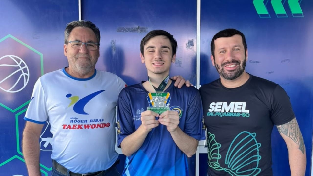 João Luiz Minela Franchim,parataekwondo Balneário Piçarras,vice-campeão brasileiro de parataekwondo,Campeonato Brasileiro de Parataekwondo 2026,atleta de Balneário Piçarras,medalha de prata parataekwondo,parataekwondo categoria juvenil,esporte paralímpico em Santa Catarina,Centro Paralímpico Brasileiro,parataekwondo em São Paulo,atletas paralímpicos de Santa Catarina,Secretaria de Esporte e Lazer de Balneário Piçarras,esporte e inclusão em Balneário Piçarras,taekwondo paralímpico Brasil,resultado do Campeonato Brasileiro de Parataekwondo,atleta catarinense parataekwondo