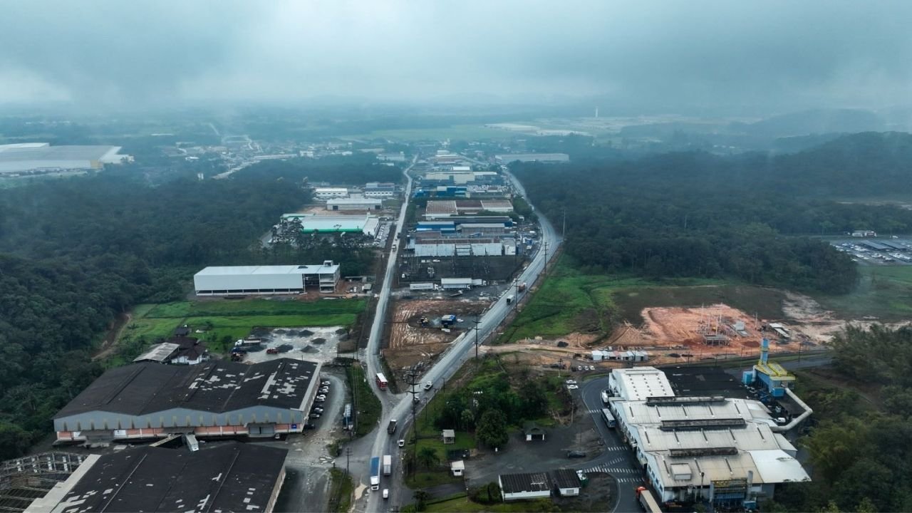Zona Industrial de Joinville,acesso à Zona Industrial de Joinville,obras em Joinville,Governo de Santa Catarina,investimento em infraestrutura Joinville,R$ 19 milhões Joinville,duplicação da rua Dona Francisca,rua dos Franceses,rua Edmundo Doubrawa,acesso à BR-101,infraestrutura viária Joinville,pavimentação em Joinville,trânsito de caminhões Joinville,escoamento da produção,Programa Estrada Boa,infraestrutura rodoviária Santa Catarina,investimentos em rodovias SC,obras do Governo de SC,Zona Industrial Norte de Joinville
