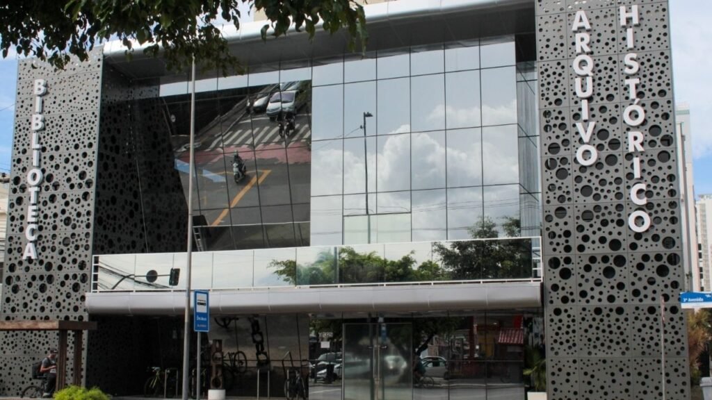reforma Biblioteca Machado de Assis,Biblioteca Machado de Assis Balneário Camboriú,Balneário Camboriú,licitação Balneário Camboriú,reforma biblioteca Balneário Camboriú,Arquivo Histórico,reforma Arquivo Histórico,Fundação Cultural de Balneário Camboriú,licitação para reforma,obras públicas em Balneário Camboriú,reforma de prédio público,infraestrutura cultural,acessibilidade,Pregão Eletrônico,Compras.gov,reforma de biblioteca em Santa Catarina,licitação Biblioteca Machado de Assis,obras em Balneário Camboriú,recuperação de prédio público