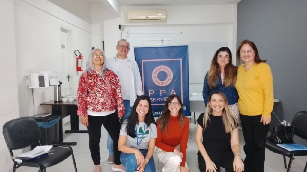 Centro de Valorização de Materiais,CVM de Balneário Camboriú,CVM de São Francisco do Sul,reciclagem em Balneário Camboriú,coleta seletiva em Santa Catarina,gestão de resíduos sólidos,visita técnica ao centro de reciclagem,Prefeitura de São Francisco do Sul,Renova Cooperativa de Triagem Ambiental,sustentabilidade em Balneário Camboriú,separação de materiais recicláveis,triagem de resíduos recicláveis,cooperativa de reciclagem em Balneário Camboriú,reciclagem de resíduos urbanos,destinação correta de resíduos,coleta seletiva no Bairro das Nações,ampliação da esteira de triagem,boas práticas de gestão ambiental,reciclagem na temporada de verão,resíduos recicláveis por mês