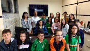 Programa Cidadão Mirim 2026,Cidadão Mirim Camboriú,estudantes da rede municipal de Camboriú,educação para a cidadania,administração pública para estudantes,prefeito mirim Camboriú,vice-prefeita mirim Camboriú,Secretaria de Educação de Camboriú,Câmara de Vereadores de Camboriú,Paço Municipal de Camboriú,EBM Clotilde Ramos Chaves,ETI Hueslen Ricardo dos Santos,Leonel Pavan prefeito de Camboriú,Jozias Osmar da Silva vice-prefeito,educação em Santa Catarina,participação de jovens na política,projetos educacionais no litoral catarinense,sessão ordinária Câmara de Camboriú