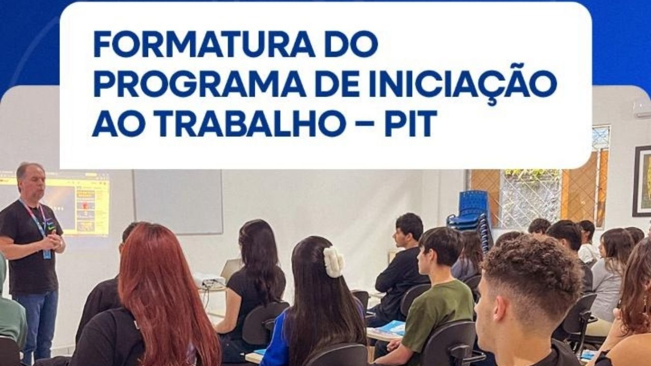 formatura do Programa de Iniciação ao Trabalho,Balneário Camboriú,qualificação profissional para jovens,jovens preparados para o mercado de trabalho,curso gratuito para jovens,formatura de jovens em Balneário Camboriú,Programa de Iniciação ao Trabalho BC,capacitação profissional gratuita,curso para jovens de 14 a 18 anos,Prefeitura de Balneário Camboriú,Secretaria de Assistência Social Mulher e Família,Centro de Integração Empresa-Escola SC,CIEE Santa Catarina,desenvolvimento de habilidades profissionais,preparação para o primeiro emprego,oportunidades para jovens,políticas públicas para a juventude,capacitação de jovens em Santa Catarina,formação profissional juvenil