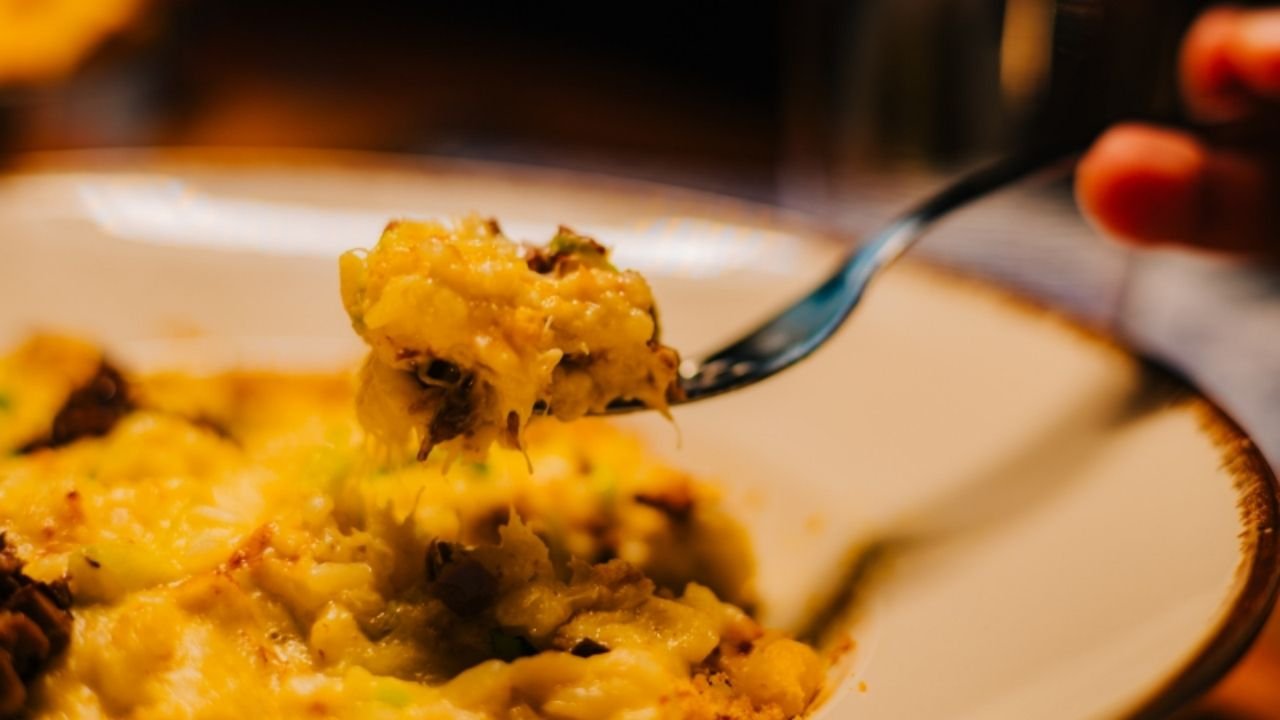 37ª Marejada,Marejada 2026,Marejada Itajaí,audiodescrição na Marejada,cardápio com audiodescrição,acessibilidade na Marejada,acessibilidade em Itajaí,gastronomia da Marejada,restaurantes Marejada,opções gastronômicas Marejada,pessoas cegas,baixa visão,inclusão em eventos,deficiência visual,turismo acessível em Itajaí,festa portuguesa de Itajaí,festa do pescado,eventos em Itajaí,programação Marejada 2026