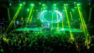 Feijoada do Cacau 2026,28ª Feijoada do Cacau,Feijoada do Cacau em Florianópolis,Feijoada do Cacau em Jurerê,festa em Jurerê Internacional,eventos em Florianópolis em outubro,programação de eventos em Santa Catarina,Wanessa Camargo em Florianópolis,show de Wanessa Camargo em 2026,Banda TBT na Feijoada do Cacau,DJ Mari Florêncio,ingressos Feijoada do Cacau,onde comprar ingressos para a Feijoada do Cacau,P12 Parador 12,open bar e open food em Florianópolis,festas de primavera em Santa Catarina,Cacau Menezes evento,programação musical em Florianópolis,eventos sociais catarinenses