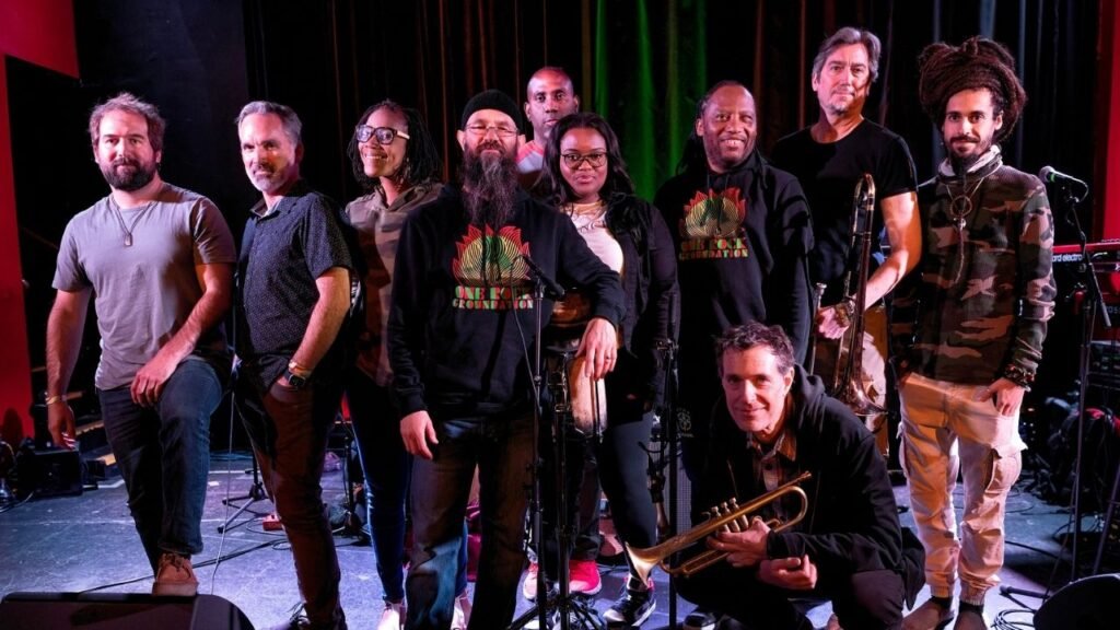 Groundation em Curitiba,show do Groundation em Curitiba,Groundation dezembro de 2026,Groundation tributo a Bob Marley,A Tribute to Bob Marley,ingressos Groundation Curitiba,show internacional em Curitiba,banda Groundation,história do Groundation,reggae roots internacional,Groundation e jazz,álbum Candle Burning,Candle Burning 2025,Harrison Stafford Groundation,Alpha Blondy Groundation,Mykal Rose Groundation,Thomas Mapfumo Groundation,shows em Curitiba em dezembro,música reggae ao vivo