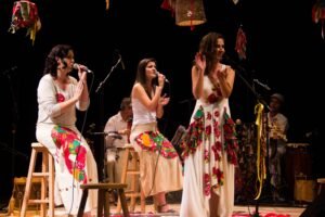 Boi de Mamão em Itajaí,Arnoldo Cueca,homenagens a Arnoldo Cueca,programação cultural gratuita em Itajaí,Vem ver nosso boi brincar,10 anos de homenagens,cultura popular catarinense,eventos culturais em Itajaí,espetáculos gratuitos em Itajaí,show musical em Itajaí,Cine-Memória Arnoldo Cueca,minidocumentário Arnoldo Cueca,tradição do Boi de Mamão,patrimônio cultural de Santa Catarina,atividades culturais para estudantes,mediação cultural em Itajaí,Jardineira Produções,programação cultural de outubro em Itajaí,eventos culturais em novembro em Itajaí,memória cultural de Itajaí,preservação da cultura popular,Univali Itajaí
