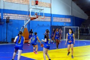 ADEPI Balneário Piçarras,Estadual Sub-15 Feminino de Basquete,basquete feminino em Balneário Piçarras,ADEPI basquete,semifinal basquete feminino,Campeonato Estadual Sub-15,basquete Sub-15 feminino,esporte em Balneário Piçarras,basquete em Santa Catarina,esporte de base,atletas de Balneário Piçarras,quartas de final basquete,classificação ADEPI,SEMEL Balneário Piçarras,Federação Catarinense de Basketball,FCB basquete,Ginásio Aurélio Solano de Macedo,campeonato estadual de basquete,basquete feminino Santa Catarina