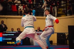 karatê Balneário Camboriú,equipe de karatê FME,karatê FME Balneário Camboriú,Open Internacional de Joinville,17º Open Internacional de Karatê,Troféu Durci Nascimento,medalhas no karatê,esporte Balneário Camboriú,atletas de karatê Balneário Camboriú,Kumite,Kata,Guilherme Farias karatê,Amanda Schulze karatê,Isabela Camargo karatê,karatê Santa Catarina,competição de karatê em Joinville,Fundação Municipal de Esportes Balneário Camboriú