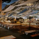 Spaten Tisch estreia como novo endereço para público brindar na Oktoberfest Blumenau