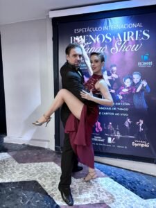 Buenos Aires Tango Show encanta público carioca no palco do Teatro Clara Nunes