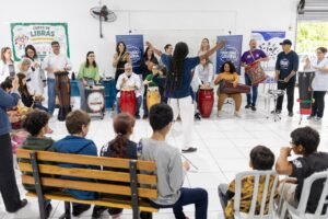 Percussão Catarina Especial,oficinas de percussão,Percussão Catarina Especial em Itajaí,oficinas em Balneário Camboriú,educação especial em Santa Catarina,música afro-brasileira,percussão afro-brasileira,inclusão cultural,acessibilidade na música,atividades musicais para pessoas com deficiência,oficinas musicais para estudantes,educação inclusiva,desenvolvimento socioemocional,cultura em Itajaí,cultura em Balneário Camboriú,projetos culturais em Santa Catarina,Luciano Candemil,Lei Rouanet,Lei de Incentivo à Cultura,Ministério da Cultura,instituições de educação especial,expressão artística