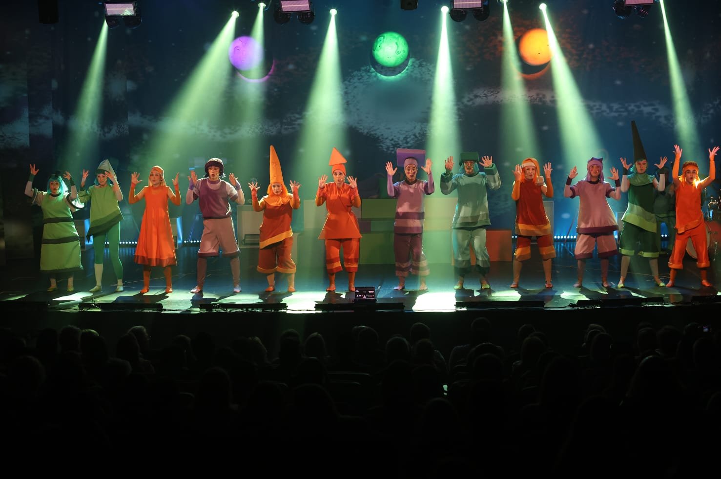 Musical infantil “Num mundo novo…” terá apresentações em quatro cidades